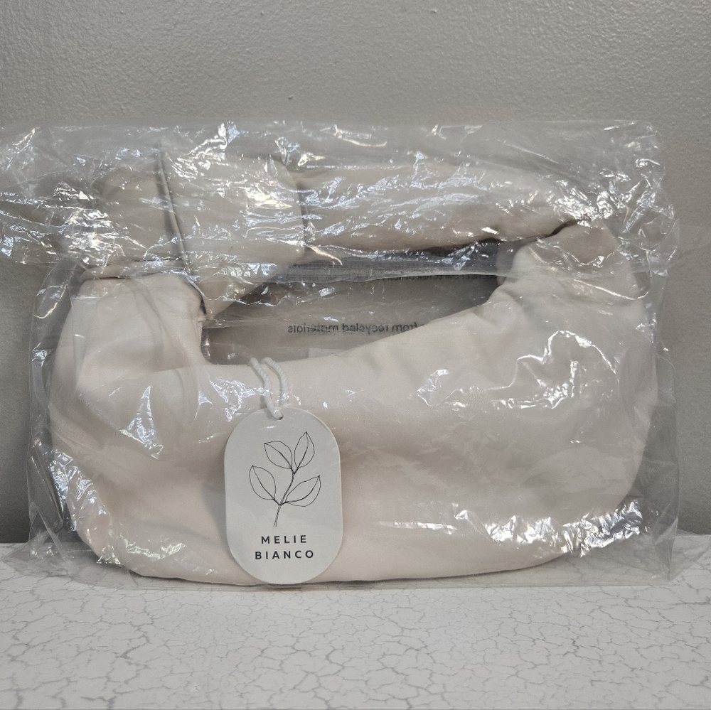 🌿 Melie Bianco Cream Knot Croissant Hand/Wrist/Clutch ~ NWT - Picture 9 of 12